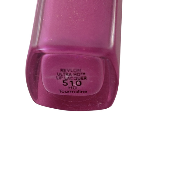 Revlon Sparkly Pink Ultra HD Lip Lacquer Lipstick 510 Tourmaline - Picture 4 of 4